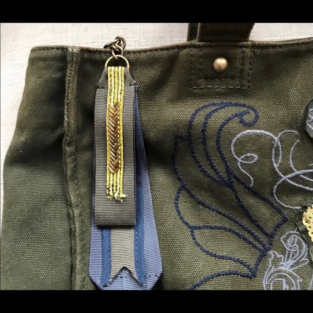 Juicy Couture canvas tote - Picture 2 of 5